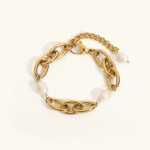 18K gold freshwater pearl bracelet top-down flat lay view showcasing chunky oval gold links with three natural lustrous pearls and adjustable extension chain on white background