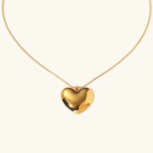 18K gold heart pendant necklace front view polished finish minimalist design
